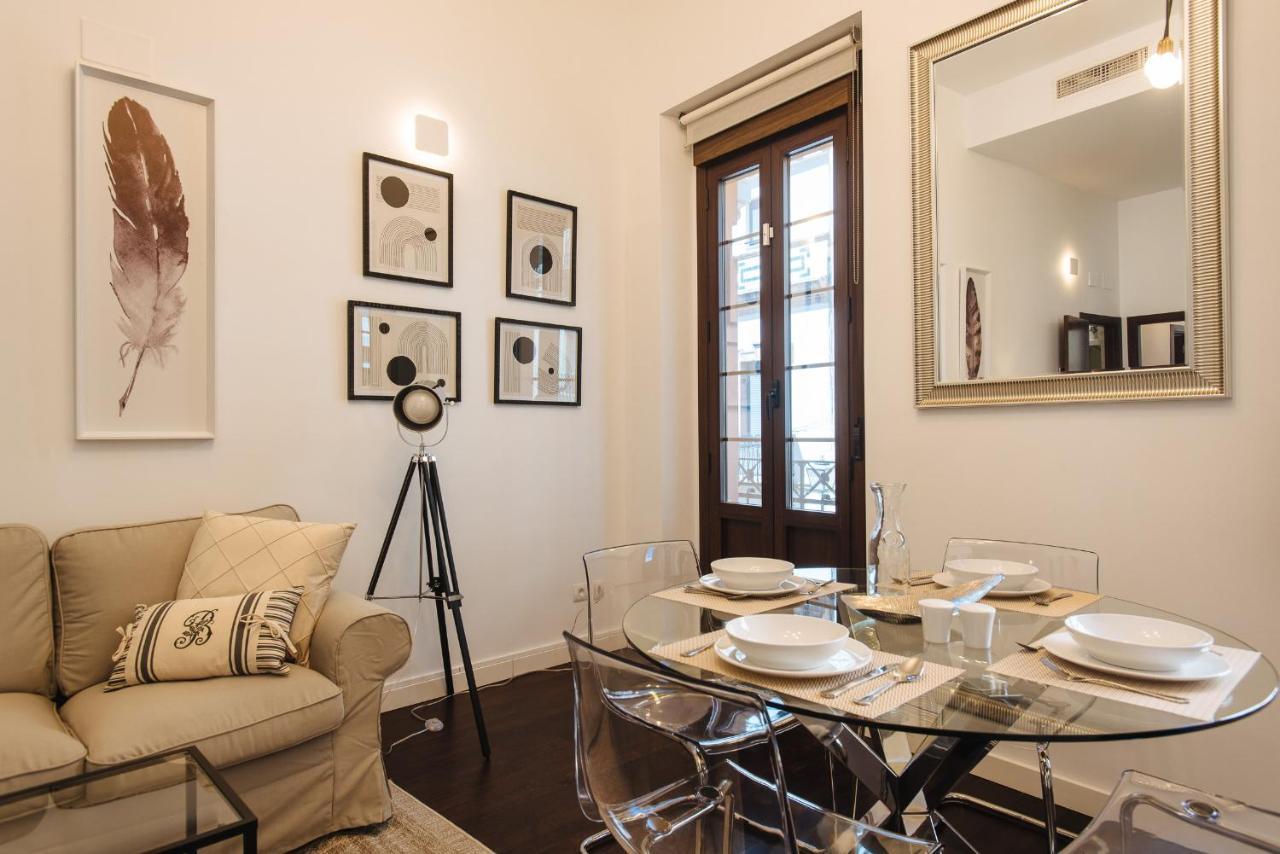 Apartamento Puerta Real - Free Parking Seville Luaran gambar
