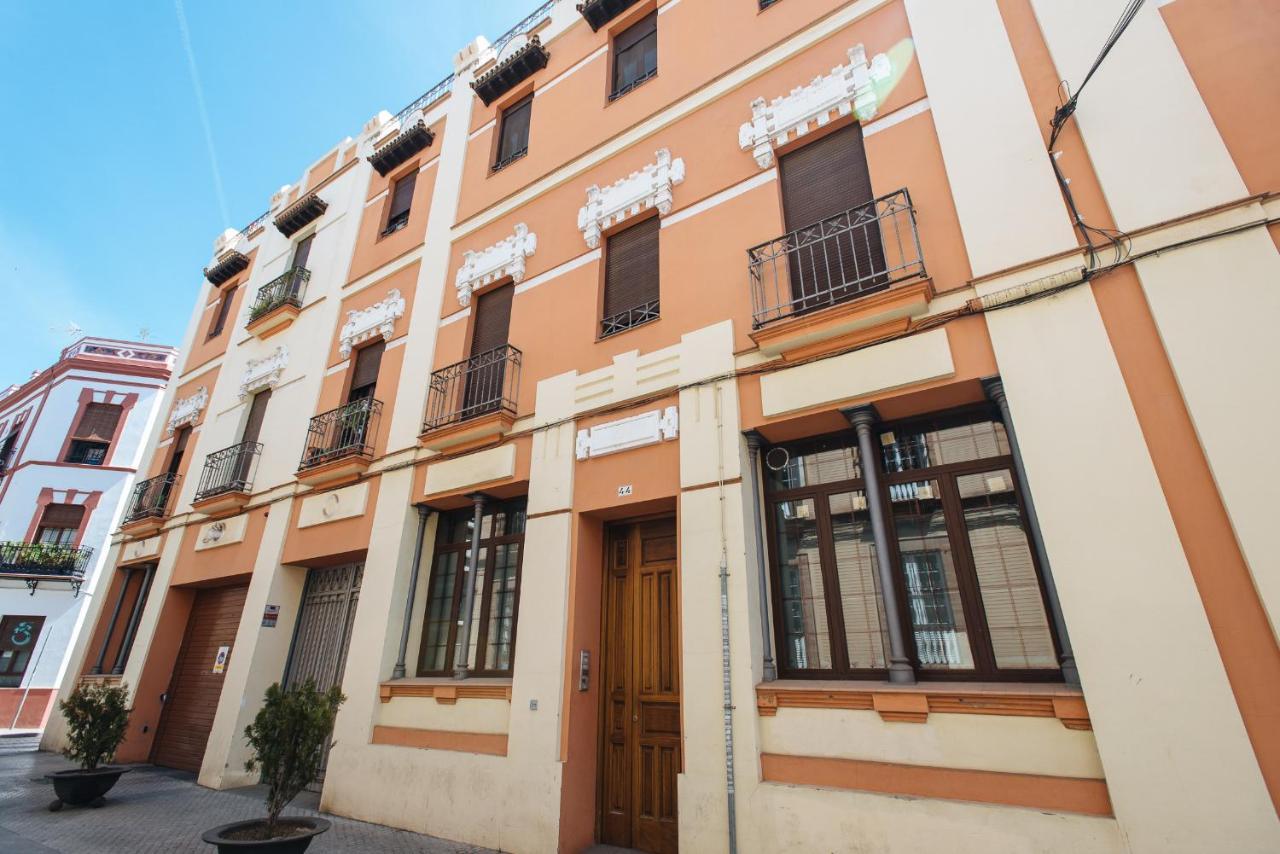 Apartamento Puerta Real - Free Parking Seville Luaran gambar