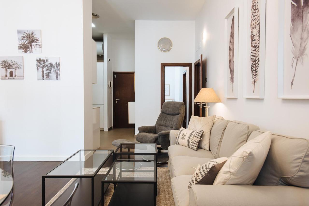Apartamento Puerta Real - Free Parking Seville Luaran gambar