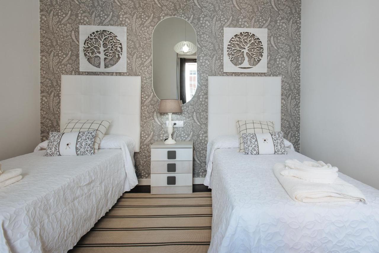 Apartamento Puerta Real - Free Parking Seville Luaran gambar