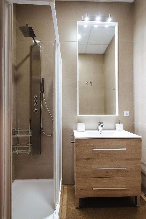 Apartamento Puerta Real - Free Parking Seville Luaran gambar