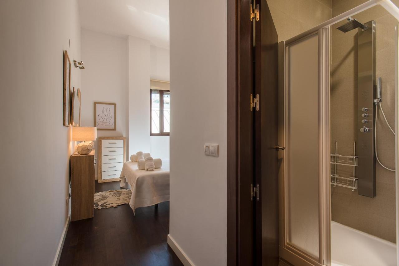 Apartamento Puerta Real - Free Parking Seville Luaran gambar